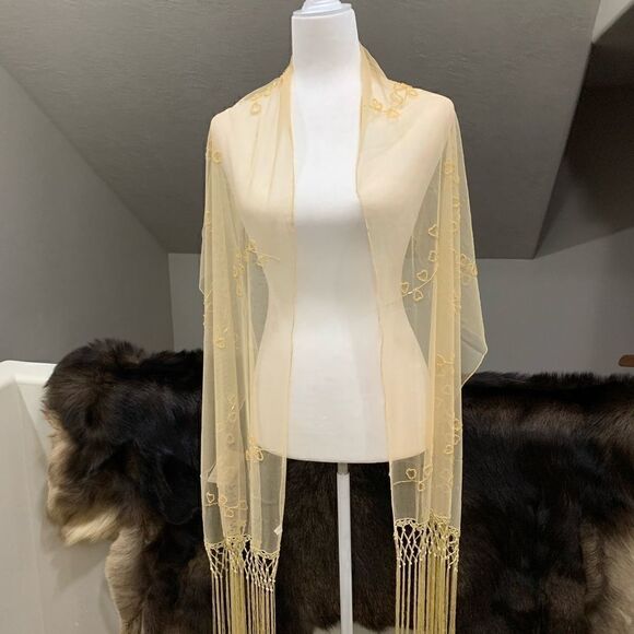 Elegant Strapless Embroidered Floral Lace & beading Fishtail Gown with Shawl - Picture 12 of 16